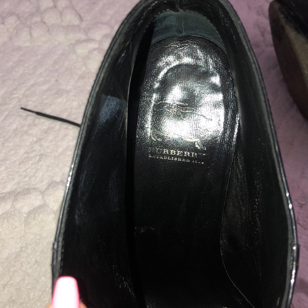 AUTHENTIC BURBERRY Patent Leather Booties - Picture 3 of 8